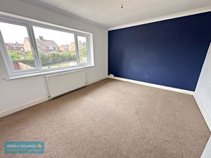 Bedroom- click for photo gallery